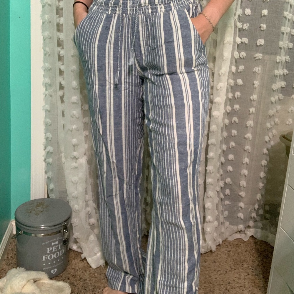 Flowing beach pants